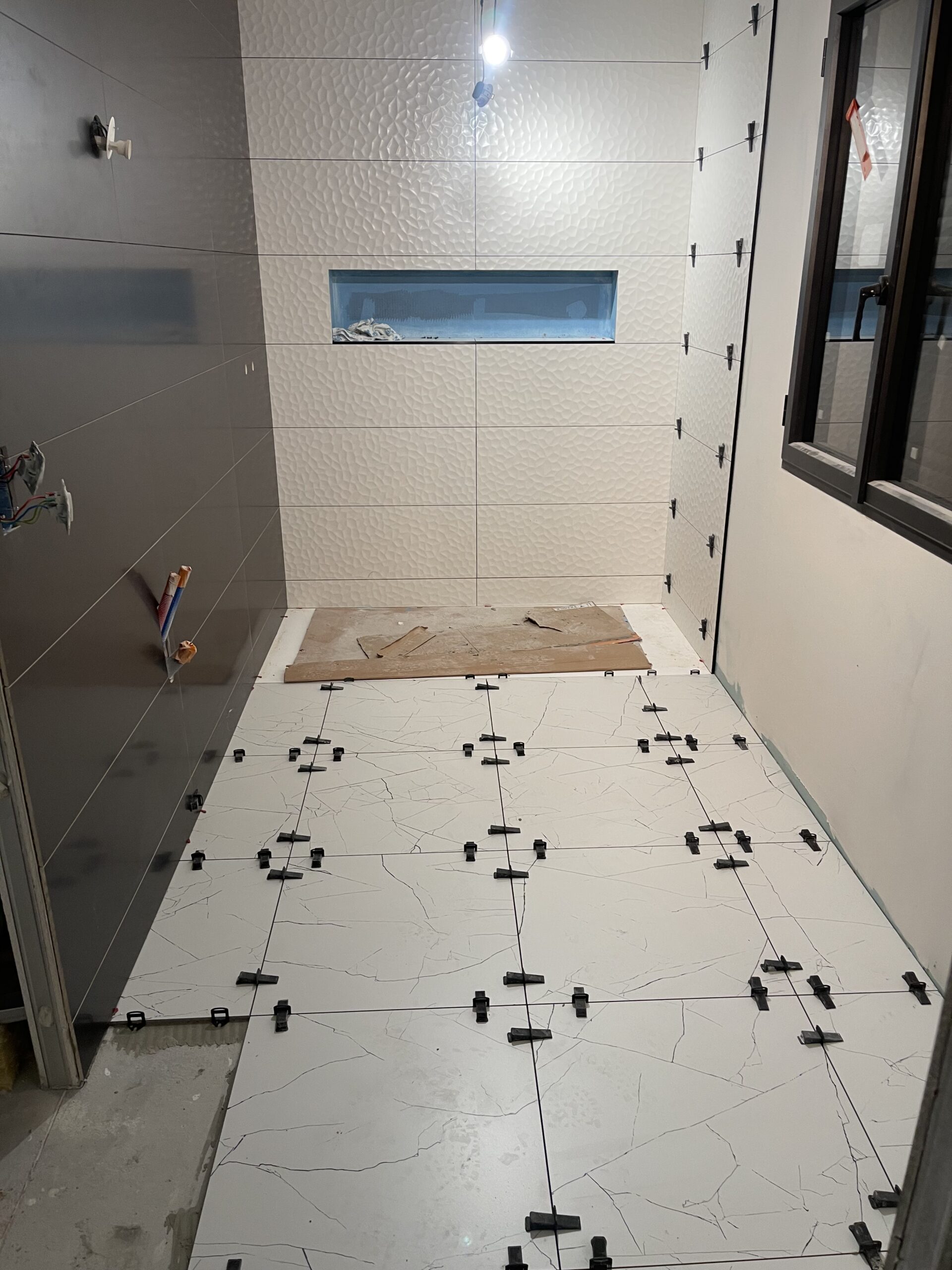Verrons - Création et installation de salle de bain - AVANT