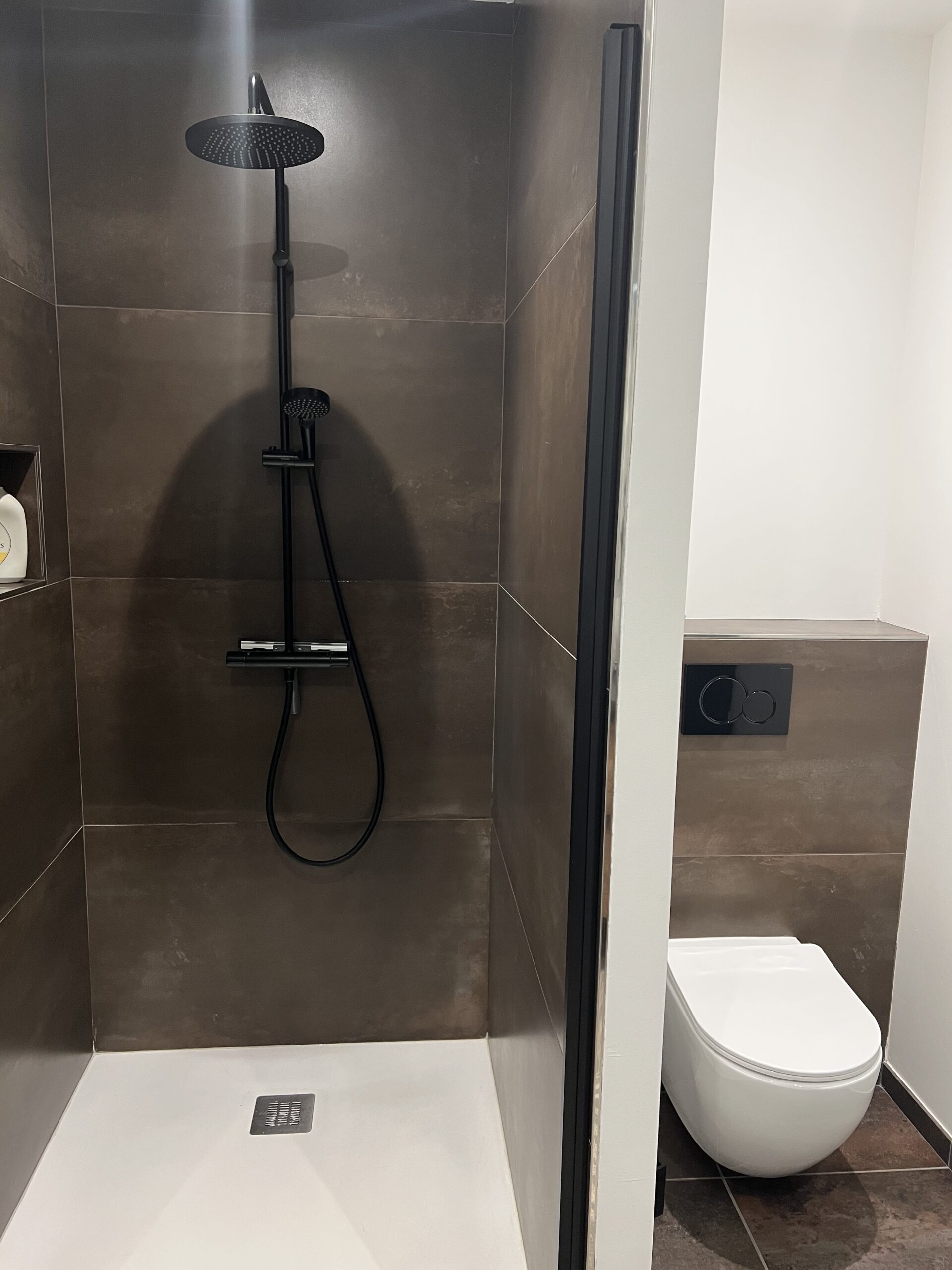 Verrons - Création et installation de salle de bain - AVANT