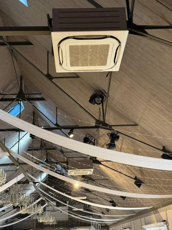 Verrons - Intervention installation de climatisation