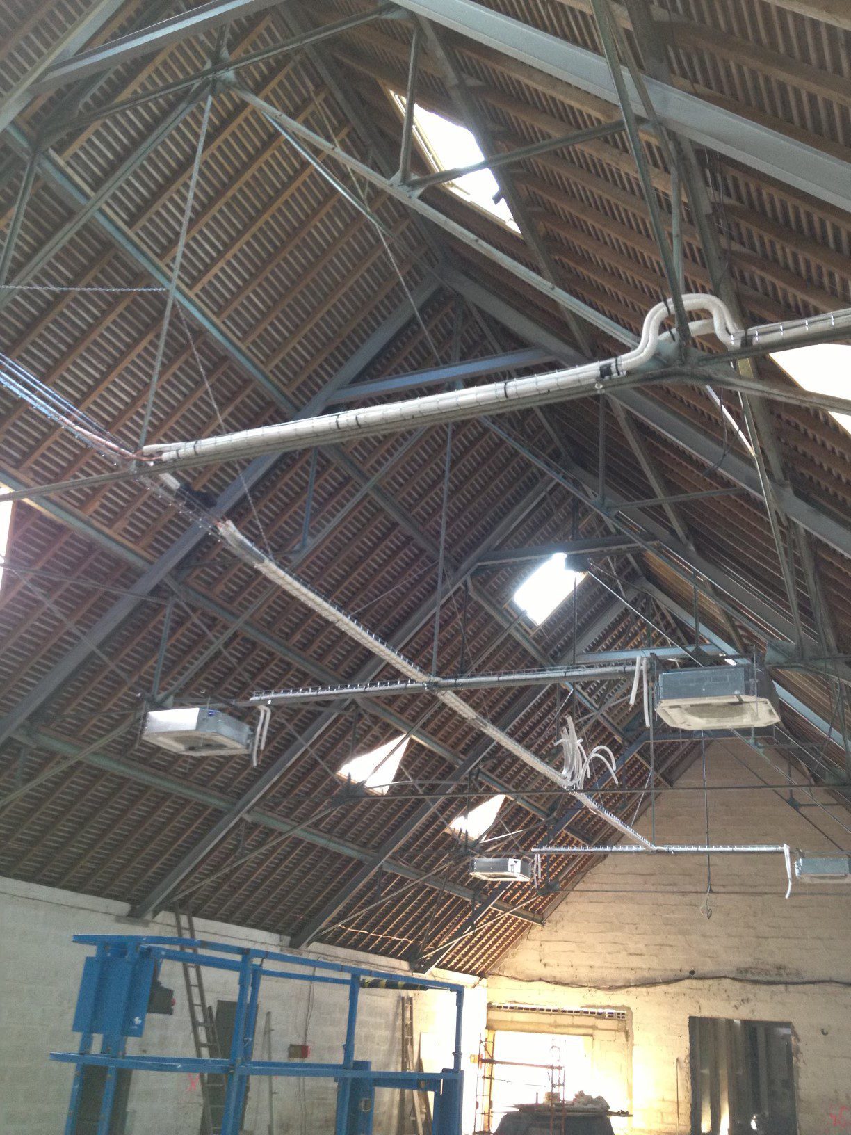 Verrons - installation climatisation : AVANT