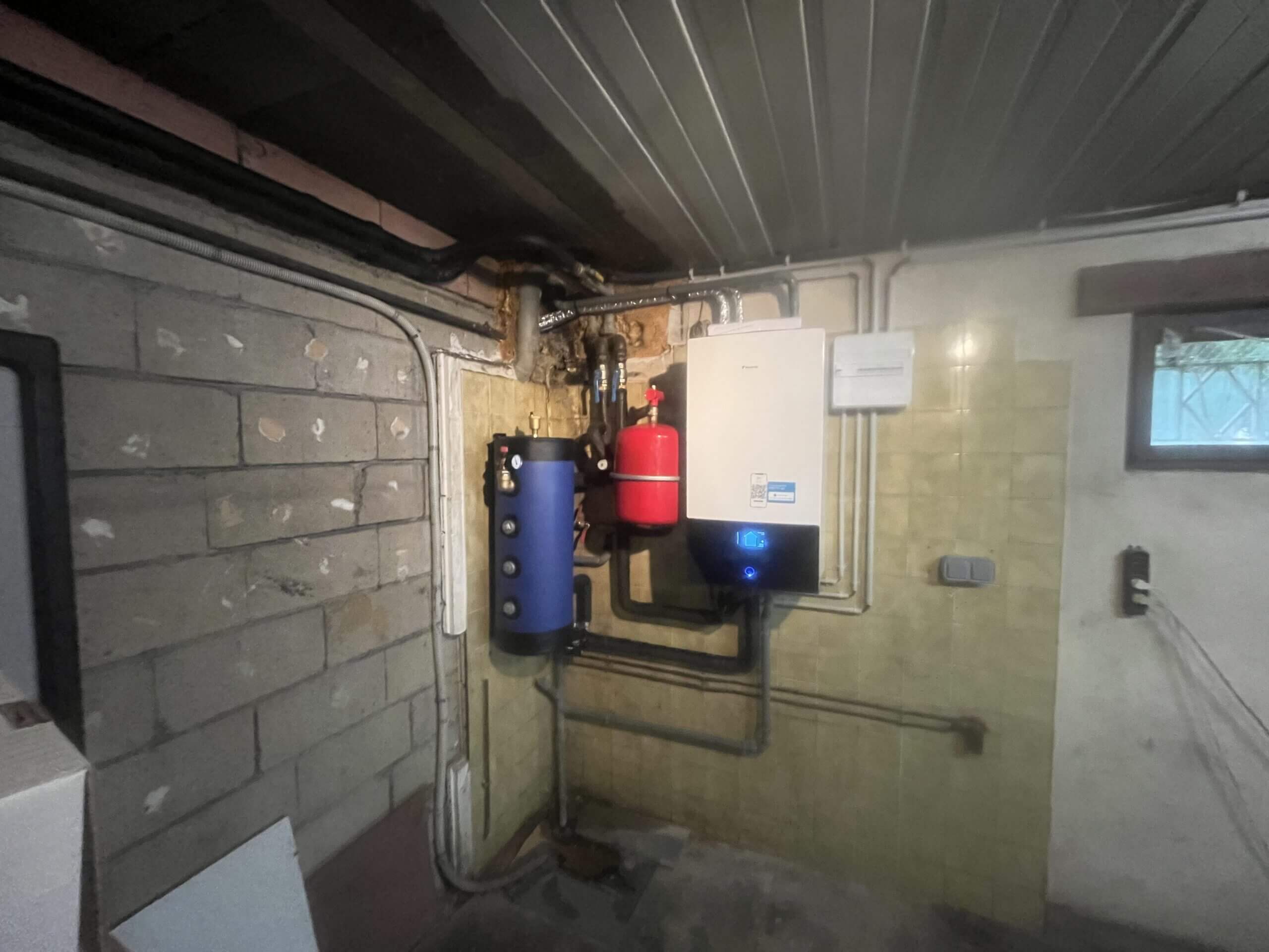 Verrons - installation pompe à chaleur : AVANT