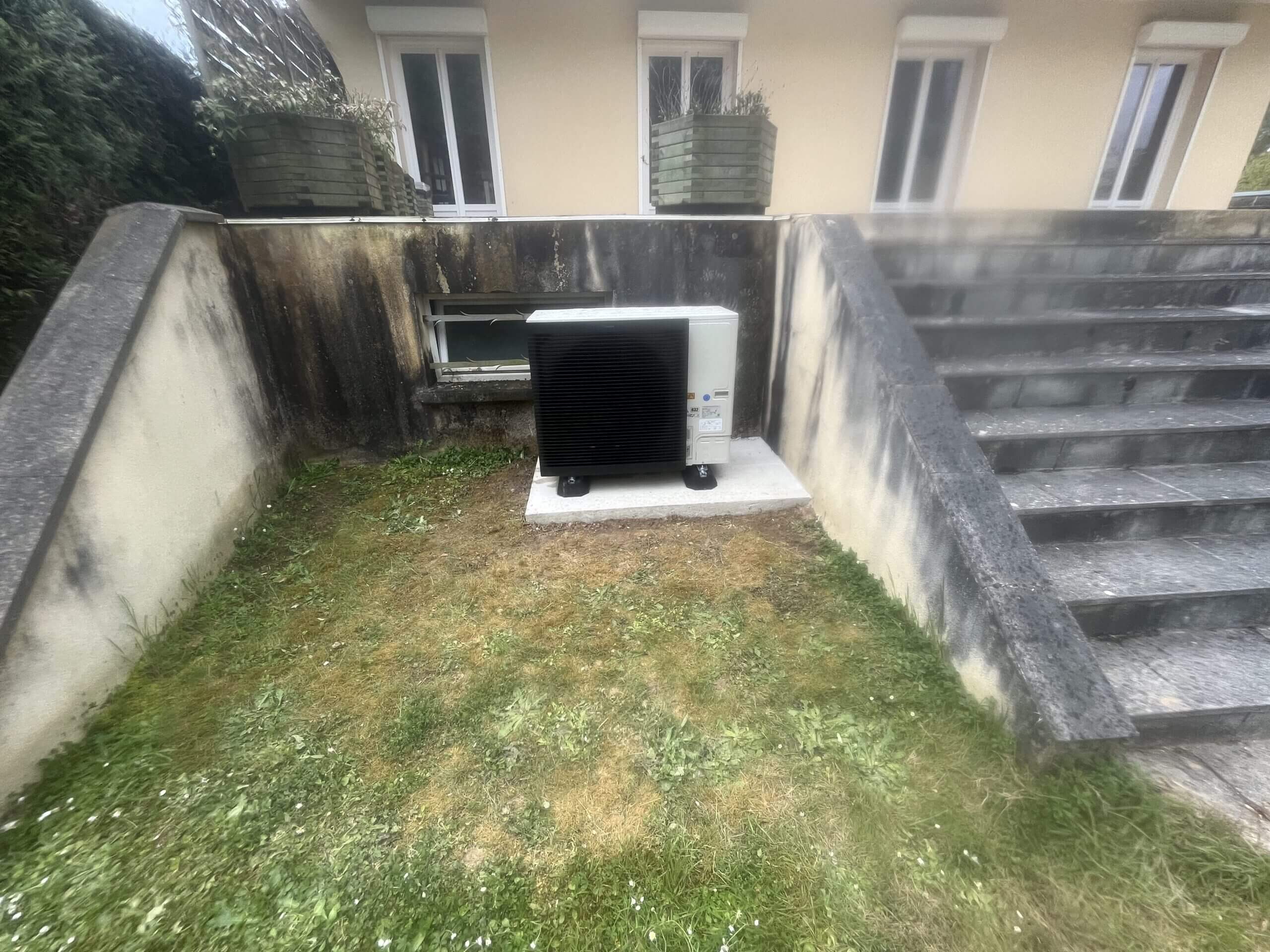 Verrons - installation pompe à chaleur : AVANT